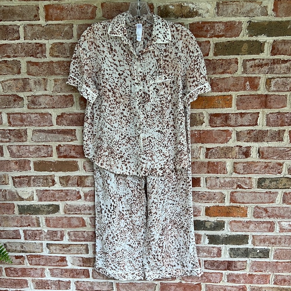 Stars Above animal print pajama set size small